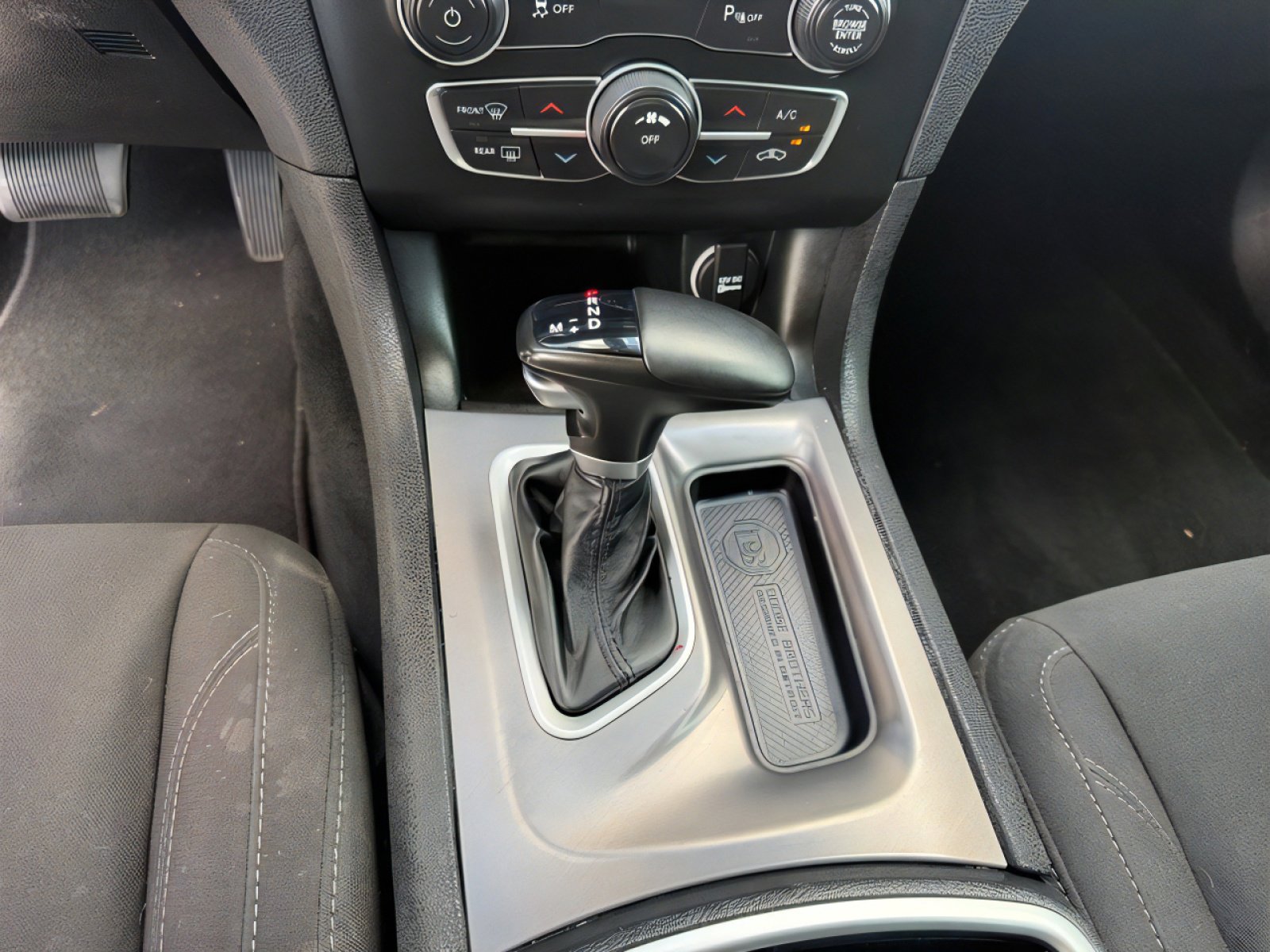 Used 2023 Dodge Charger SXT image 23