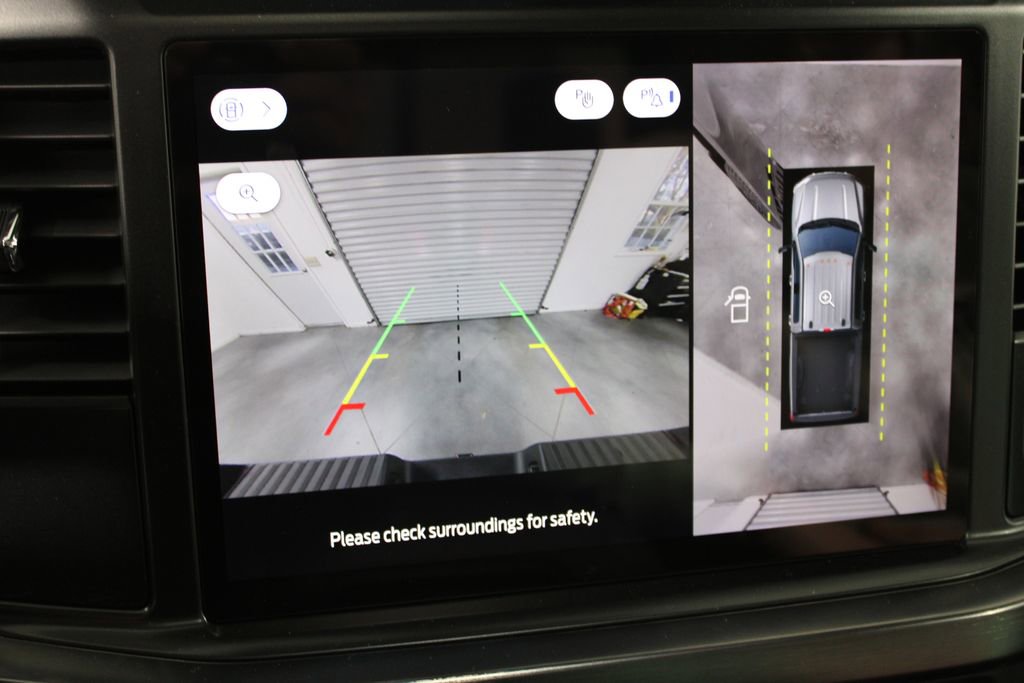 New 2026 Ford F250 Lariat w/ Black Appearance Package image 54