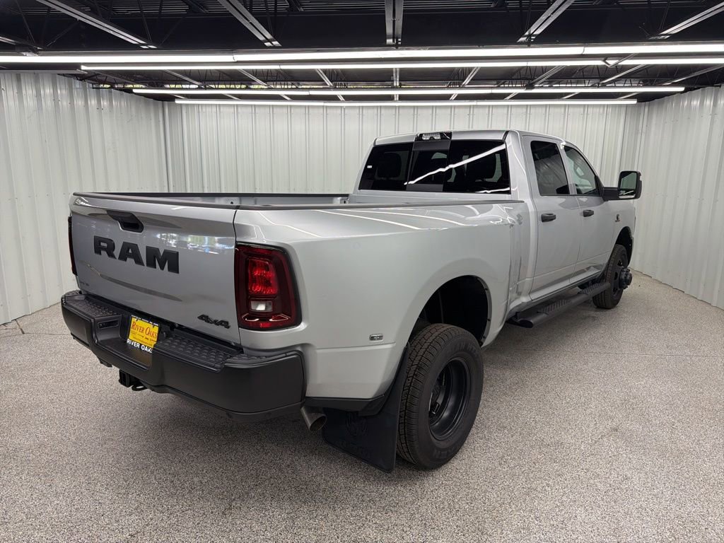 New 2026 RAM 3500 Tradesman AWD/4WD image 6