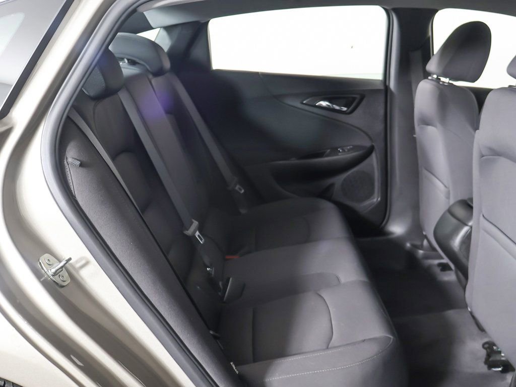 Used 2022 Chevrolet Malibu LS image 26