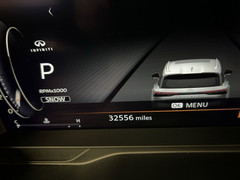 Used 2023 INFINITI QX60 Luxe w/ Vision Package image 24