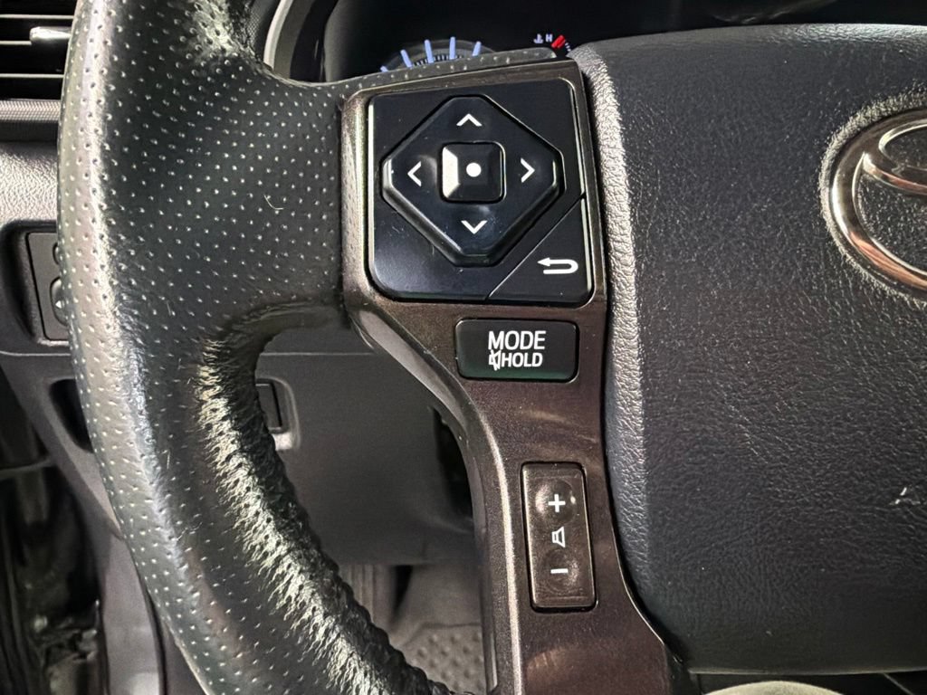 Used 2019 Toyota 4Runner TRD Off-Road Premium AWD/4WD image 20