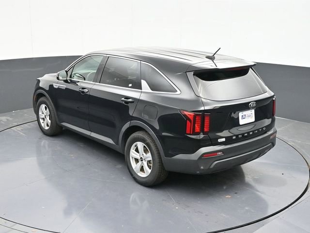 Used 2021 Kia Sorento LX image 57