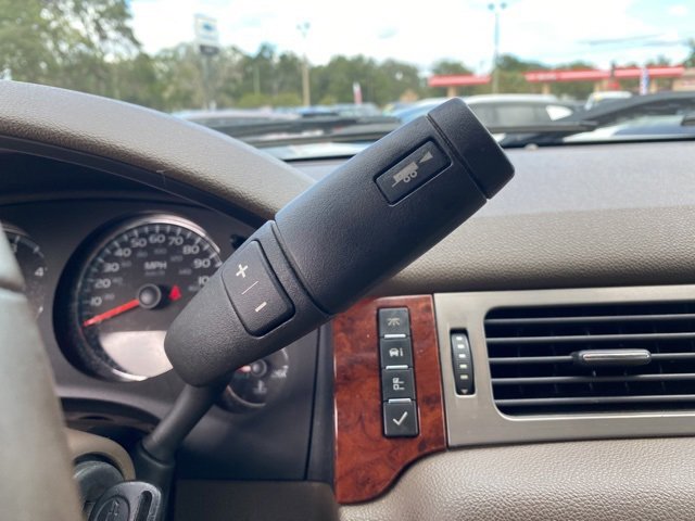 Used 2014 Chevrolet Silverado 2500 LTZ w/ LTZ Plus Package image 13