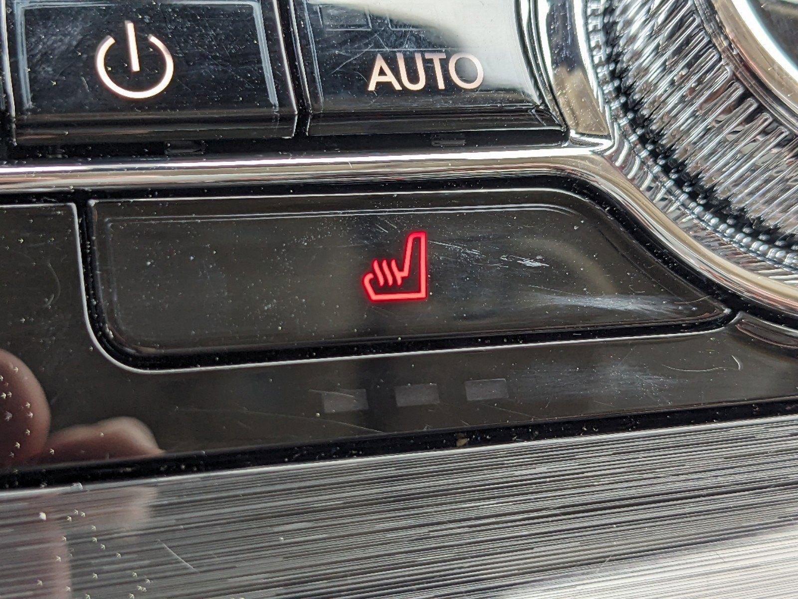 Certified 2023 Lincoln Nautilus AWD w/ Premium Package image 24