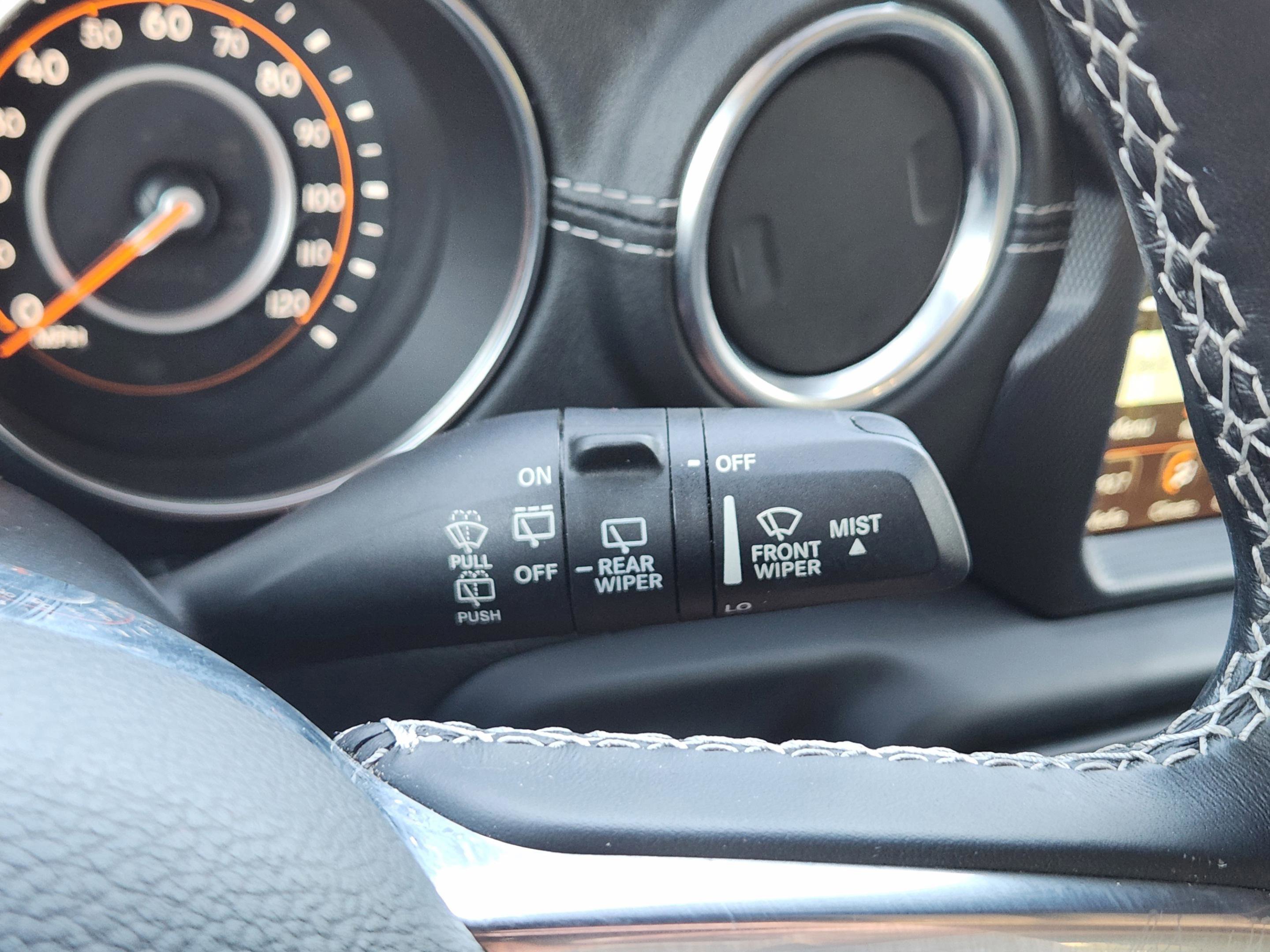 Used 2021 Jeep Wrangler Unlimited Sahara AWD/4WD image 17
