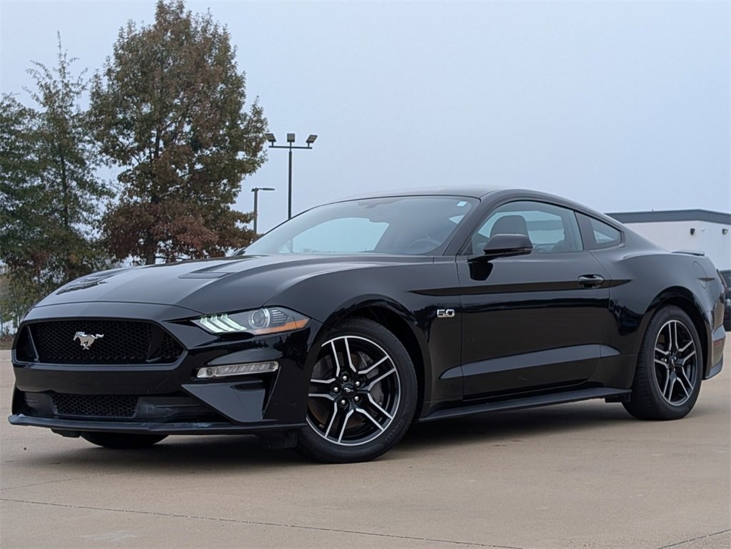 Used 2020 Ford Mustang GT Premium w/ Carbon Sport Interior Package image 1