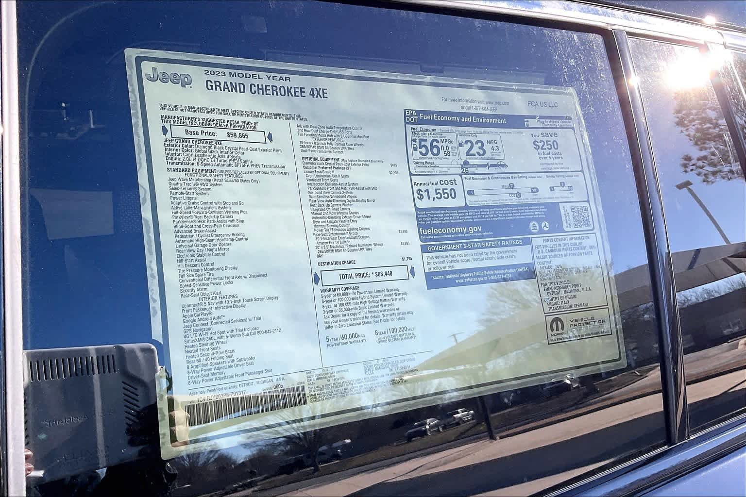 Used 2023 Jeep Grand Cherokee 4WD 4xe w/ Luxury Tech Group II image 21