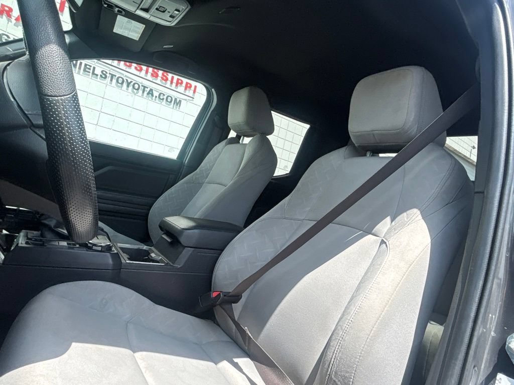 Used 2024 Toyota Tacoma SR5 AWD/4WD image 11