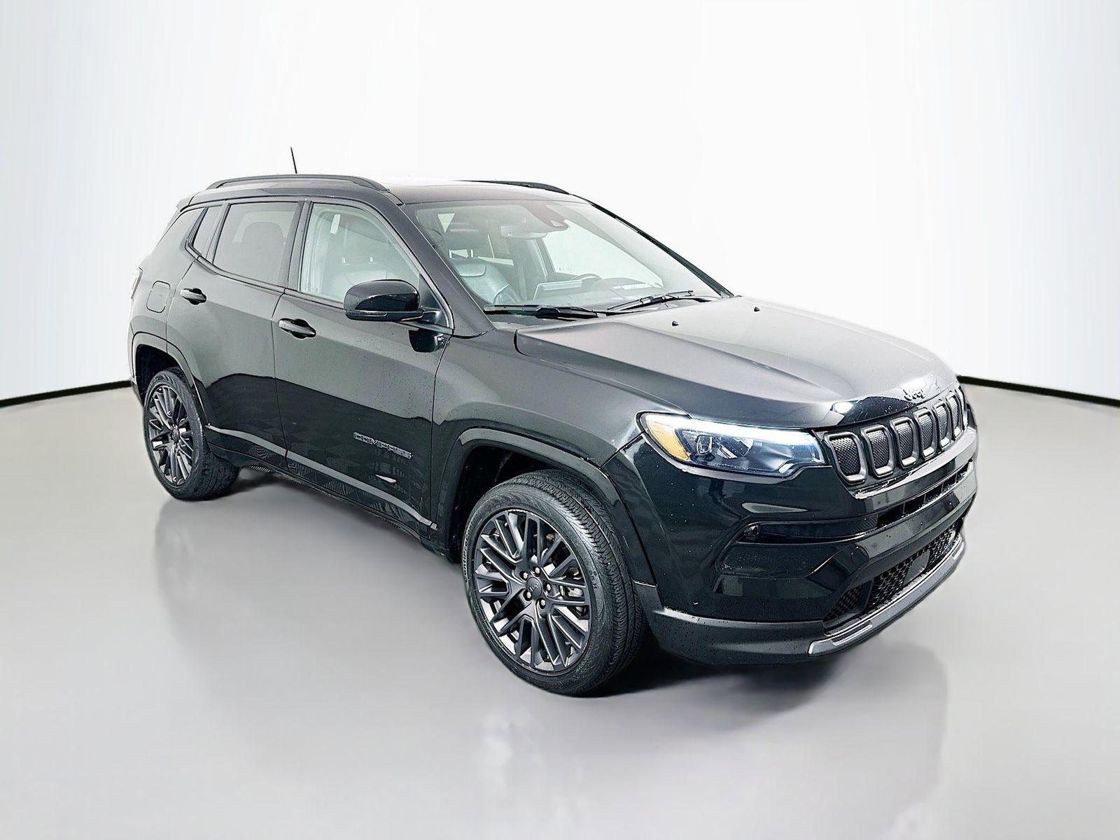 Used 2022 Jeep Compass High Altitude AWD/4WD image 1