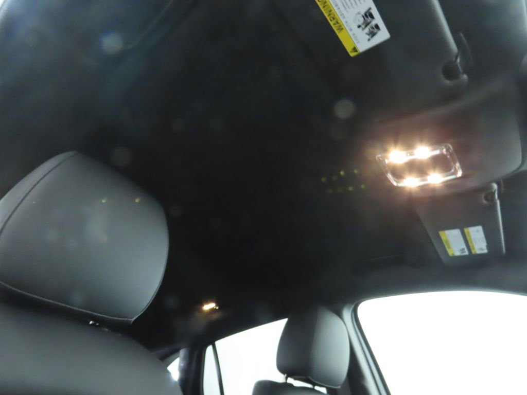 Certified 2025 Mercedes-Benz GLA 250 image 18