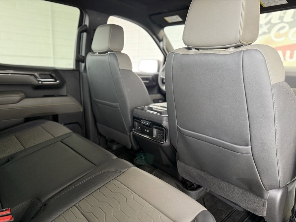 Used 2024 Chevrolet Silverado 1500 ZR2 w/ Technology Package image 57