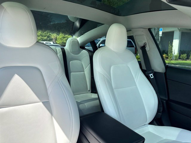 Used 2023 Tesla Model 3 Standard Range RWD image 12