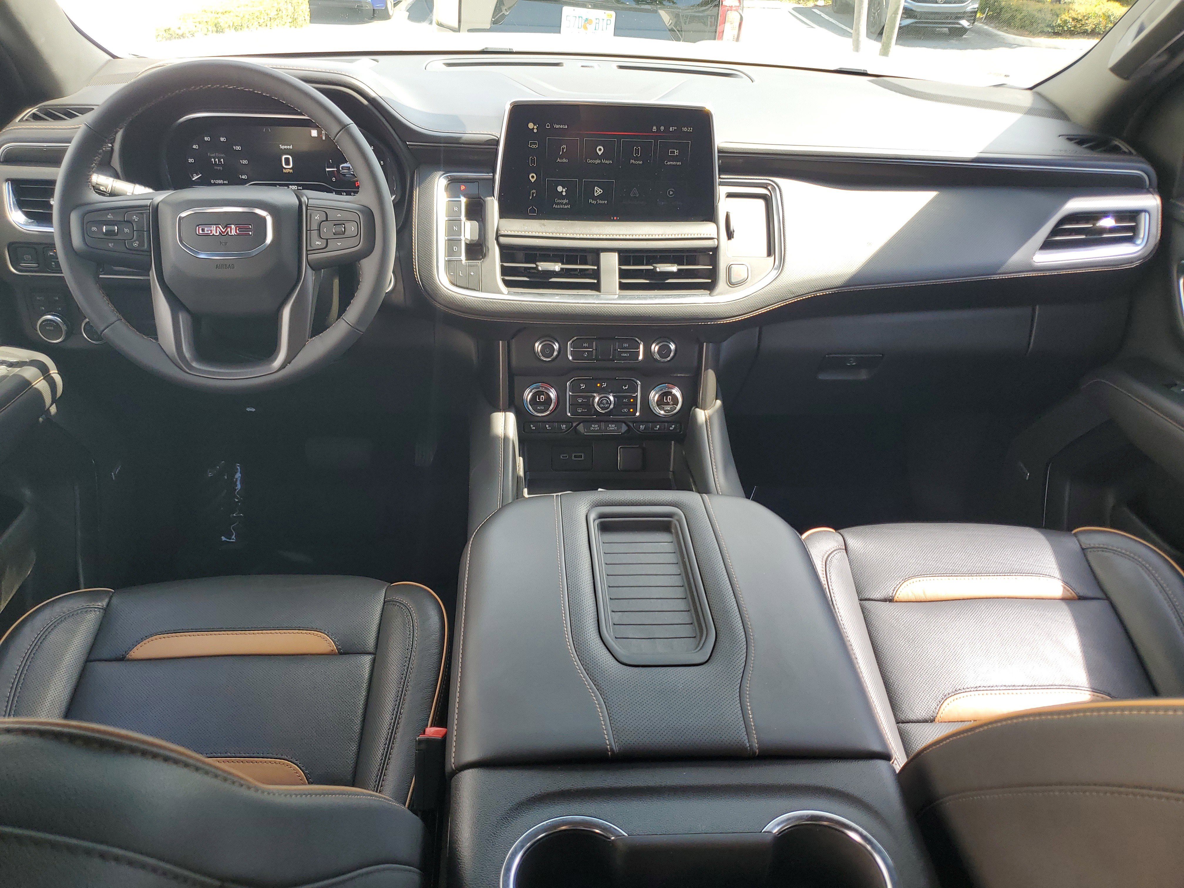 Used 2022 GMC Yukon AT4 AWD/4WD image 17