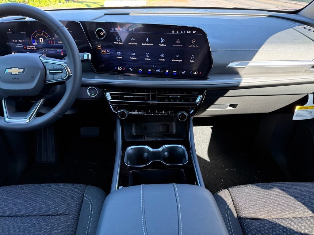 New 2027 Chevrolet Traverse LT AWD/4WD image 11