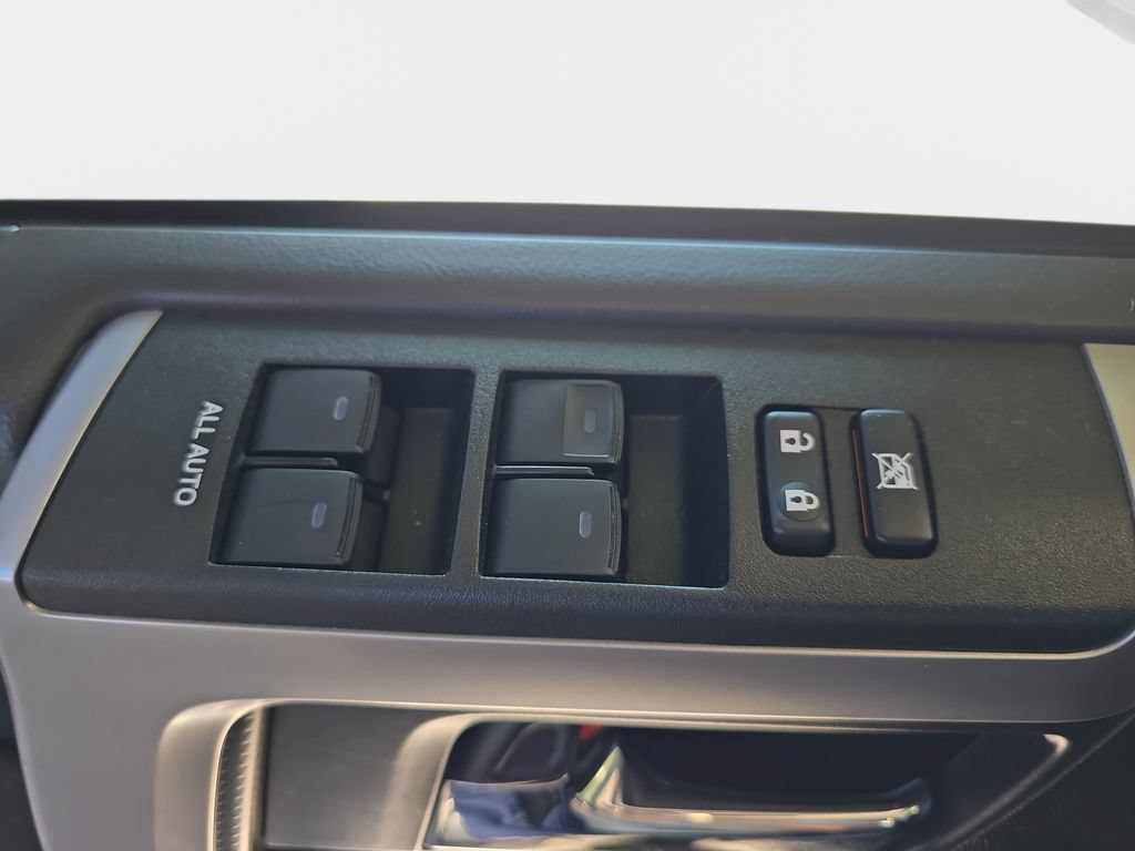 Used 2019 Toyota 4Runner SR5 Premium AWD/4WD image 28