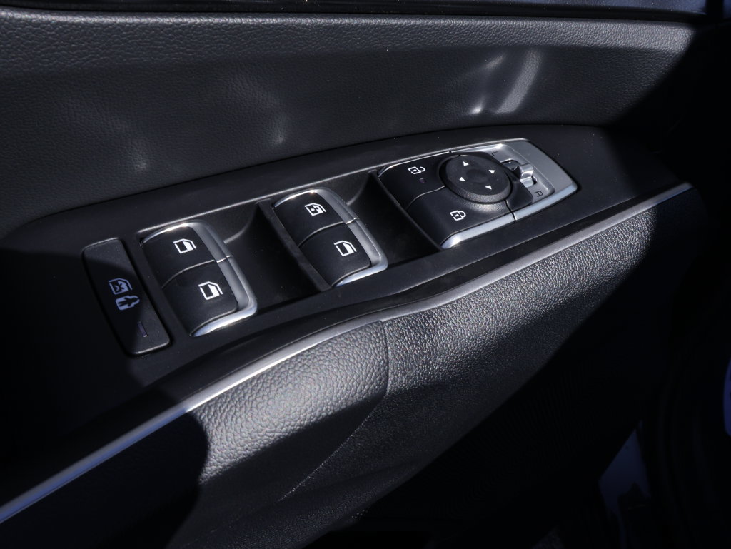 New 2026 Kia Sorento LX FWD image 24