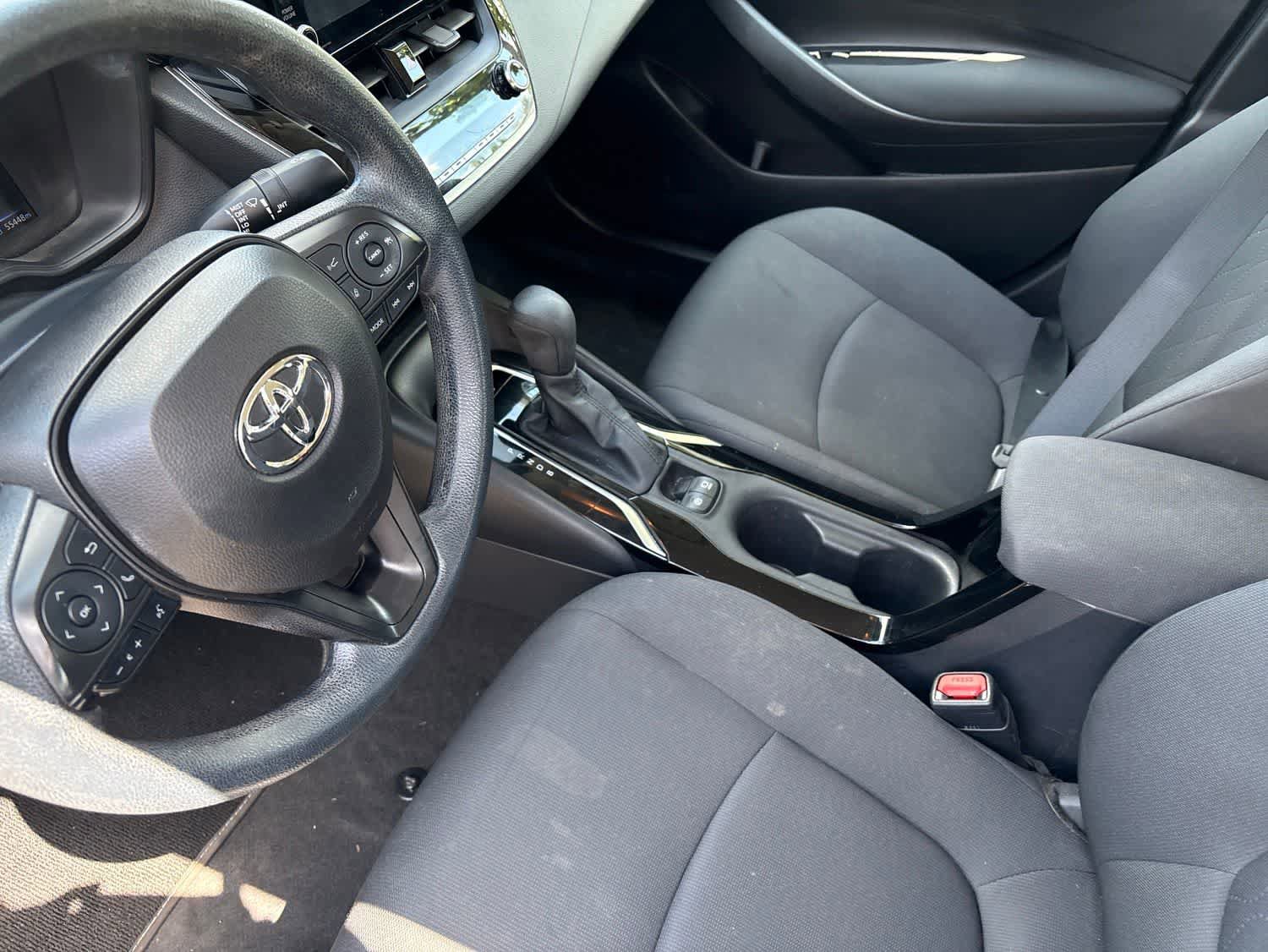 Used 2022 Toyota Corolla LE FWD image 7