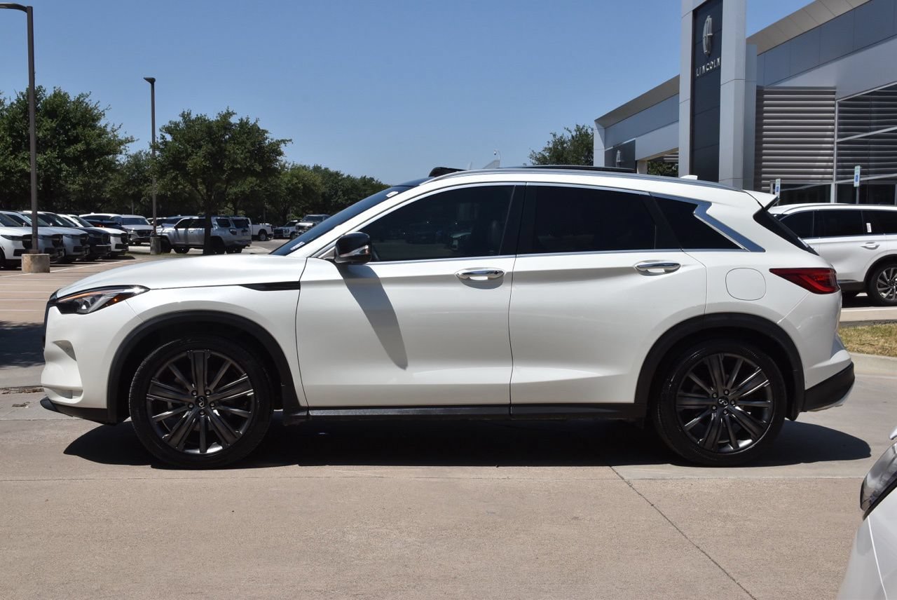 Used 2020 INFINITI QX50 Essential w/ Edition 30 Package FWD image 12