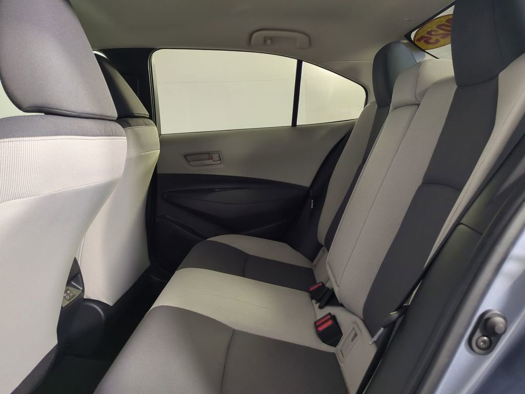 Used 2025 Toyota Corolla LE image 14