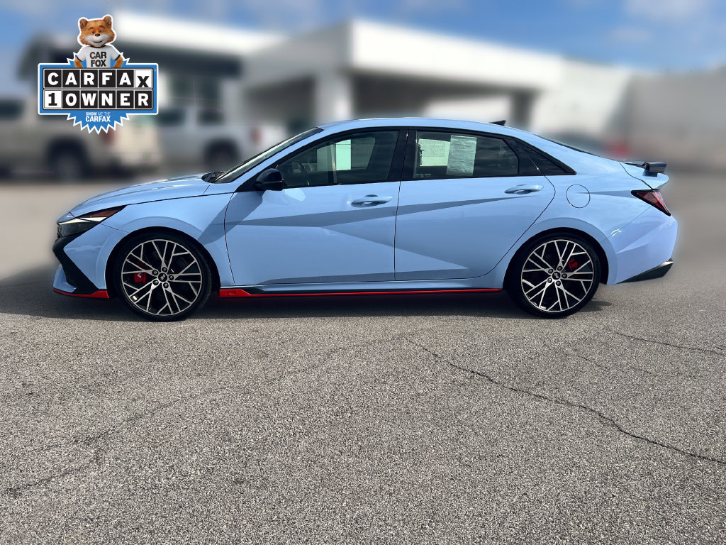 Used 2023 Hyundai Elantra N w/ Preferred Accessory Package FWD image 2
