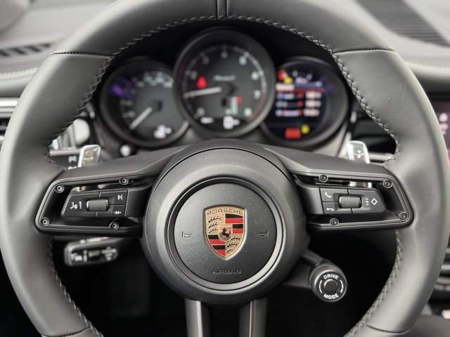 New 2026 Porsche Macan Turbo image 19