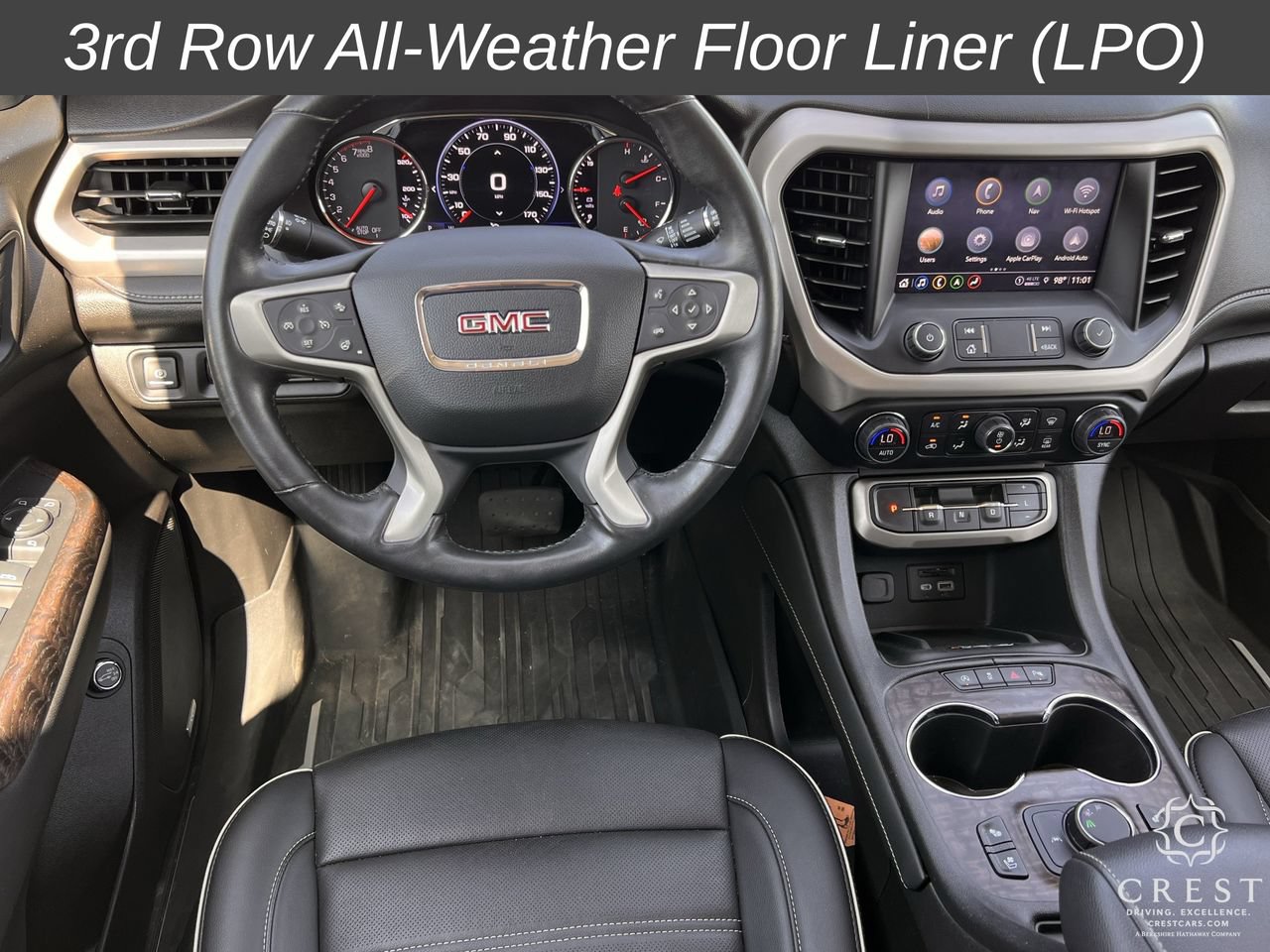 Used 2022 GMC Acadia Denali w/ Denali Technology Package FWD image 11
