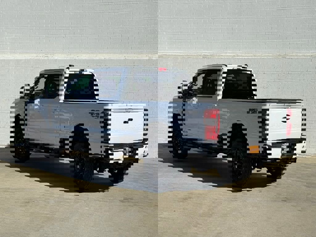 New 2026 Ford F250 Lariat w/ Black Appearance Package image 3