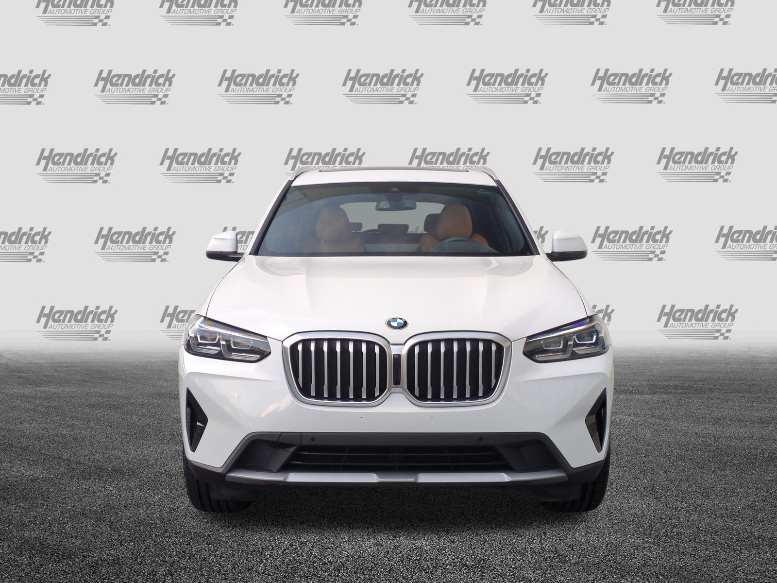 Used 2024 BMW X3 sDrive30i w/ Premium Package RWD image 3