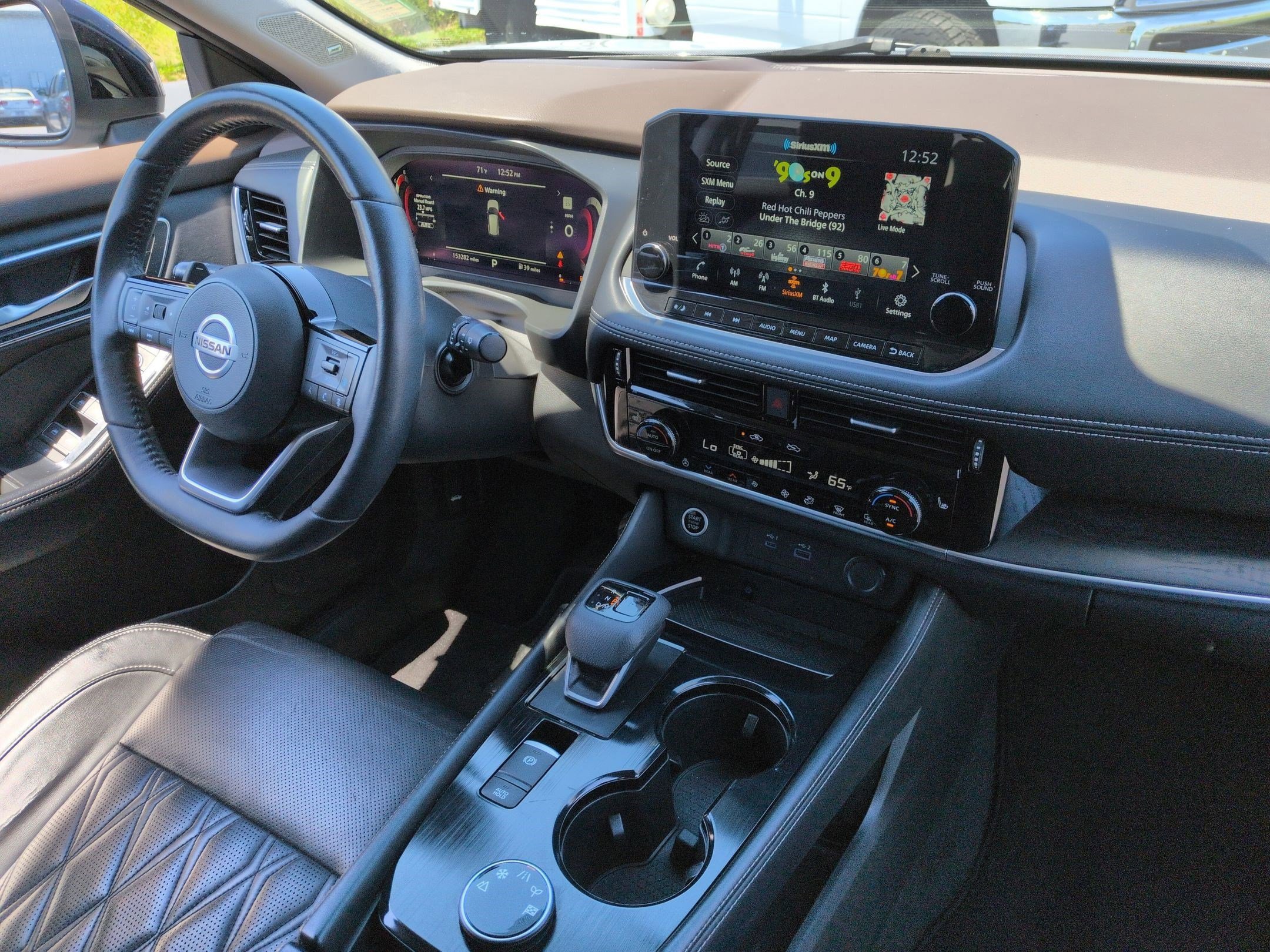 Used 2021 Nissan Rogue Platinum AWD/4WD image 36