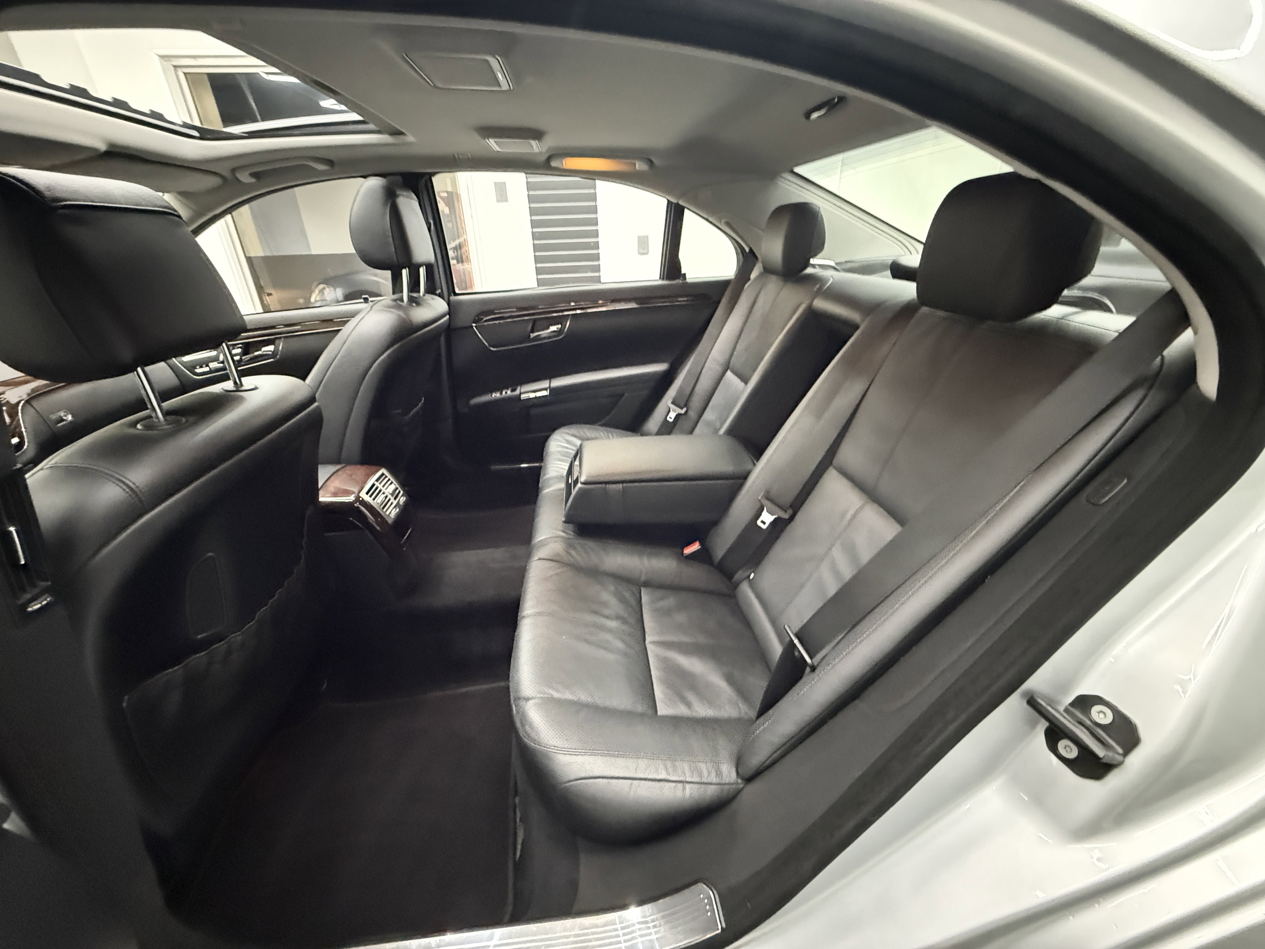 Used 2007 Mercedes-Benz S 550 image 23