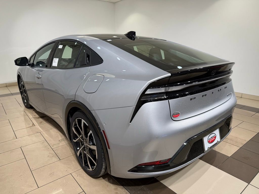 New 2026 Toyota Prius Plug-In Hybrid image 3