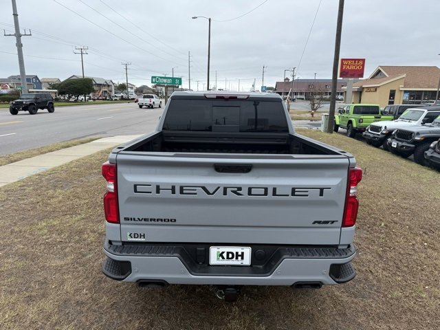 Used 2024 Chevrolet Silverado 1500 RST w/ Convenience Package II image 6