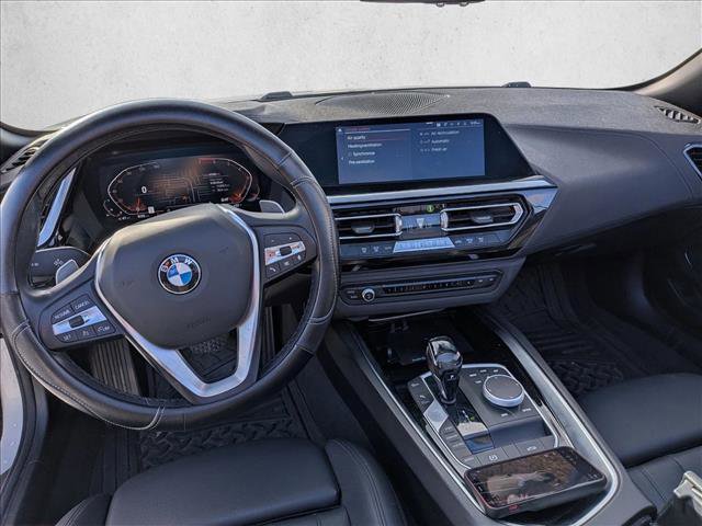 Used 2020 BMW Z4 sDrive30i w/ Convenience Package image 17