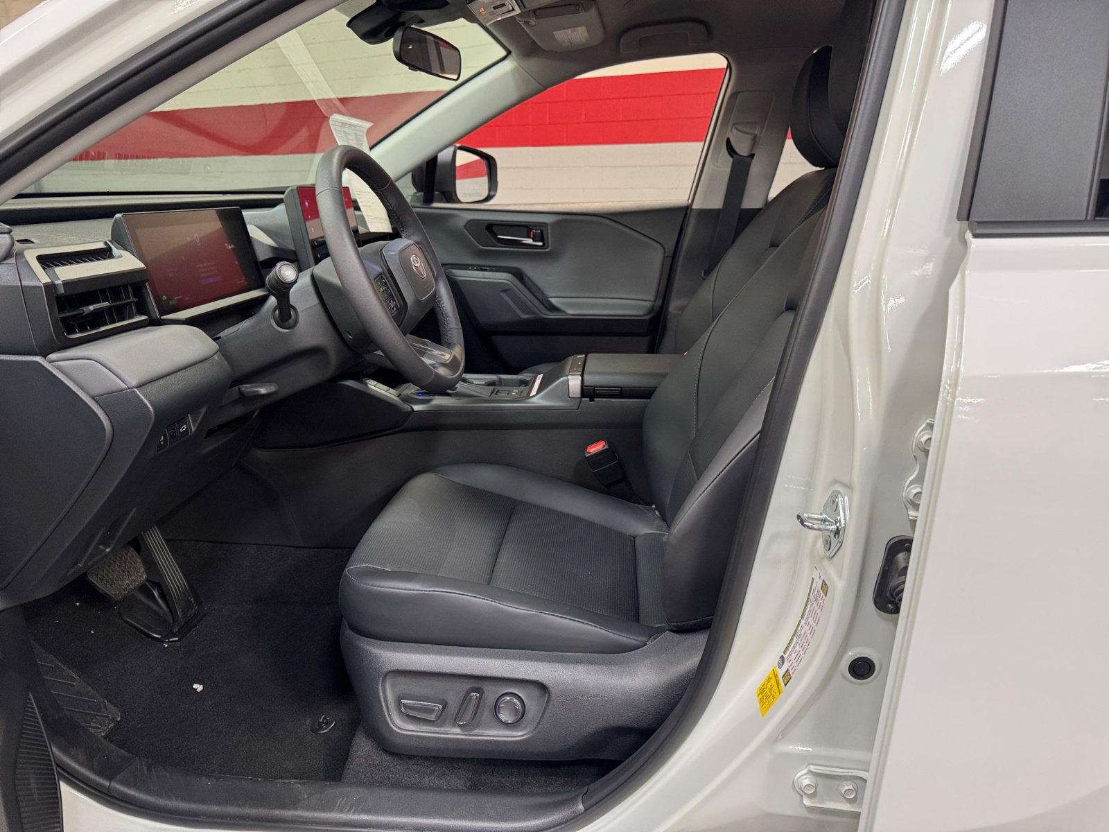 Used 2026 Toyota RAV4 XLE Premium w/ Weather Package FWD image 14