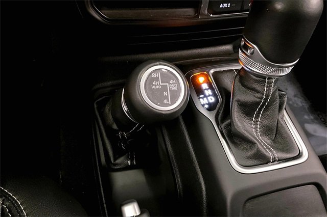 Used 2021 Jeep Wrangler Unlimited Sahara image 33