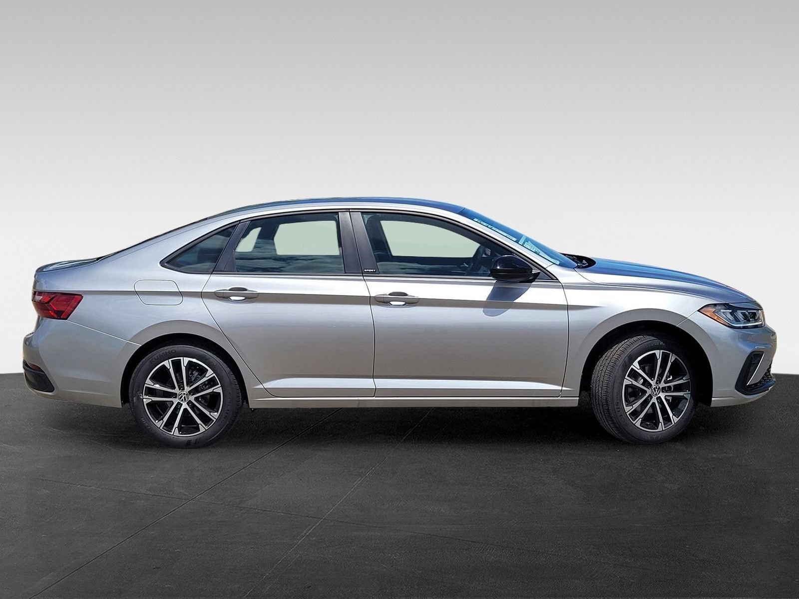 New 2026 Volkswagen Jetta Sport FWD image 4