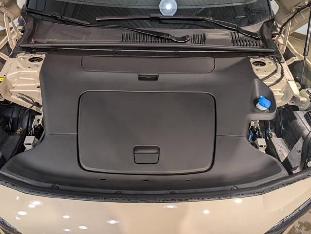 New 2026 Volvo EX30 Cross Country Ultra w/ Protection Package Premier image 25