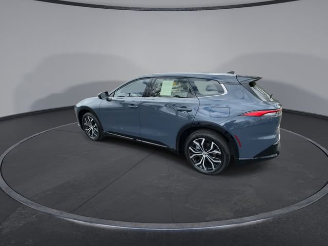 Used 2025 Toyota Crown Signia image 10