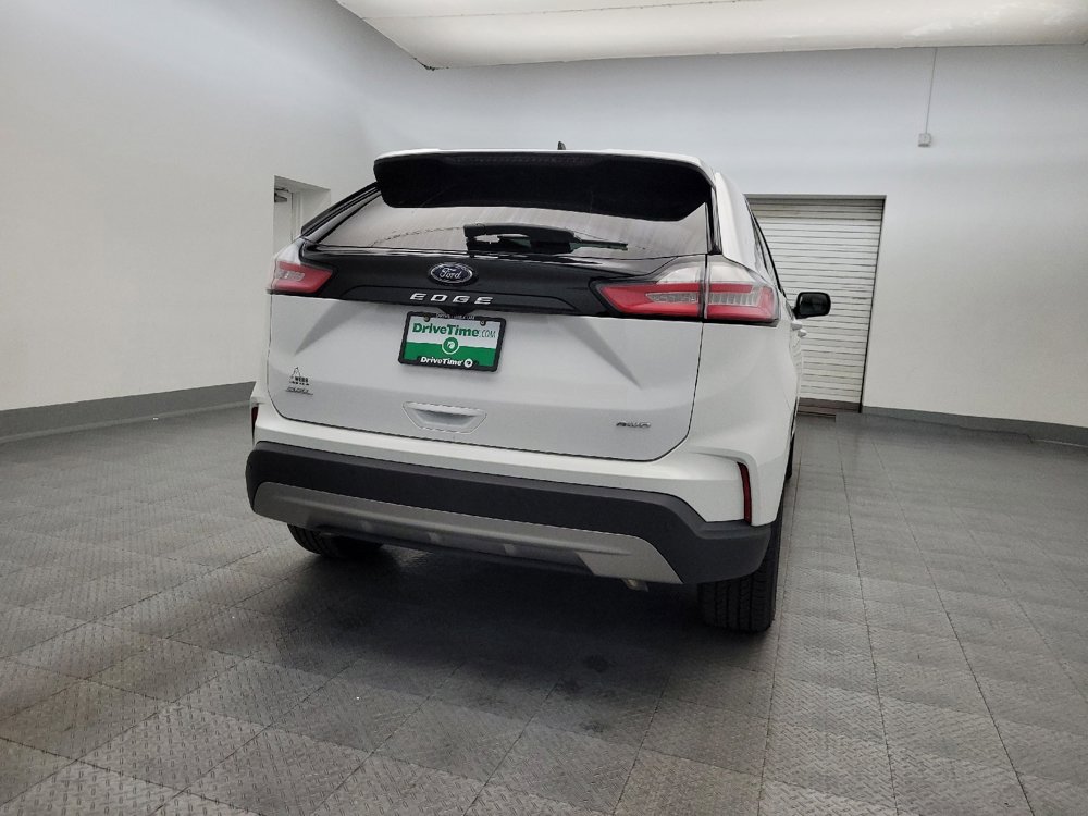 Used 2023 Ford Edge SEL image 7