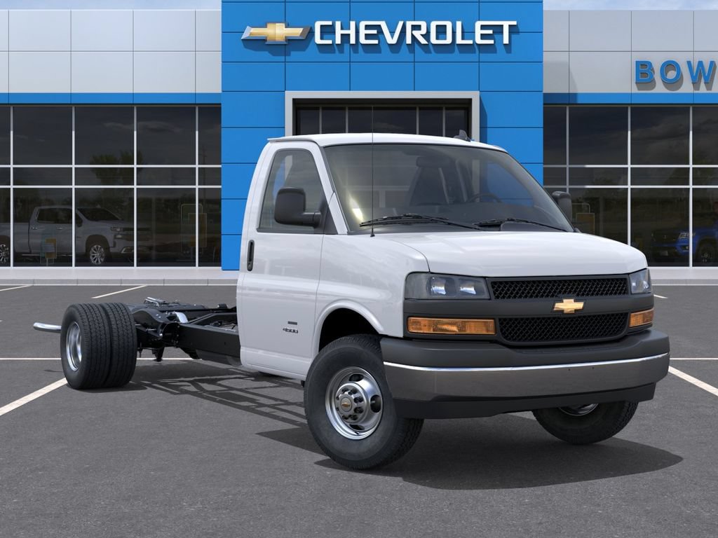 New 2026 Chevrolet Express 3500 w/ Power Convenience Package RWD image 7