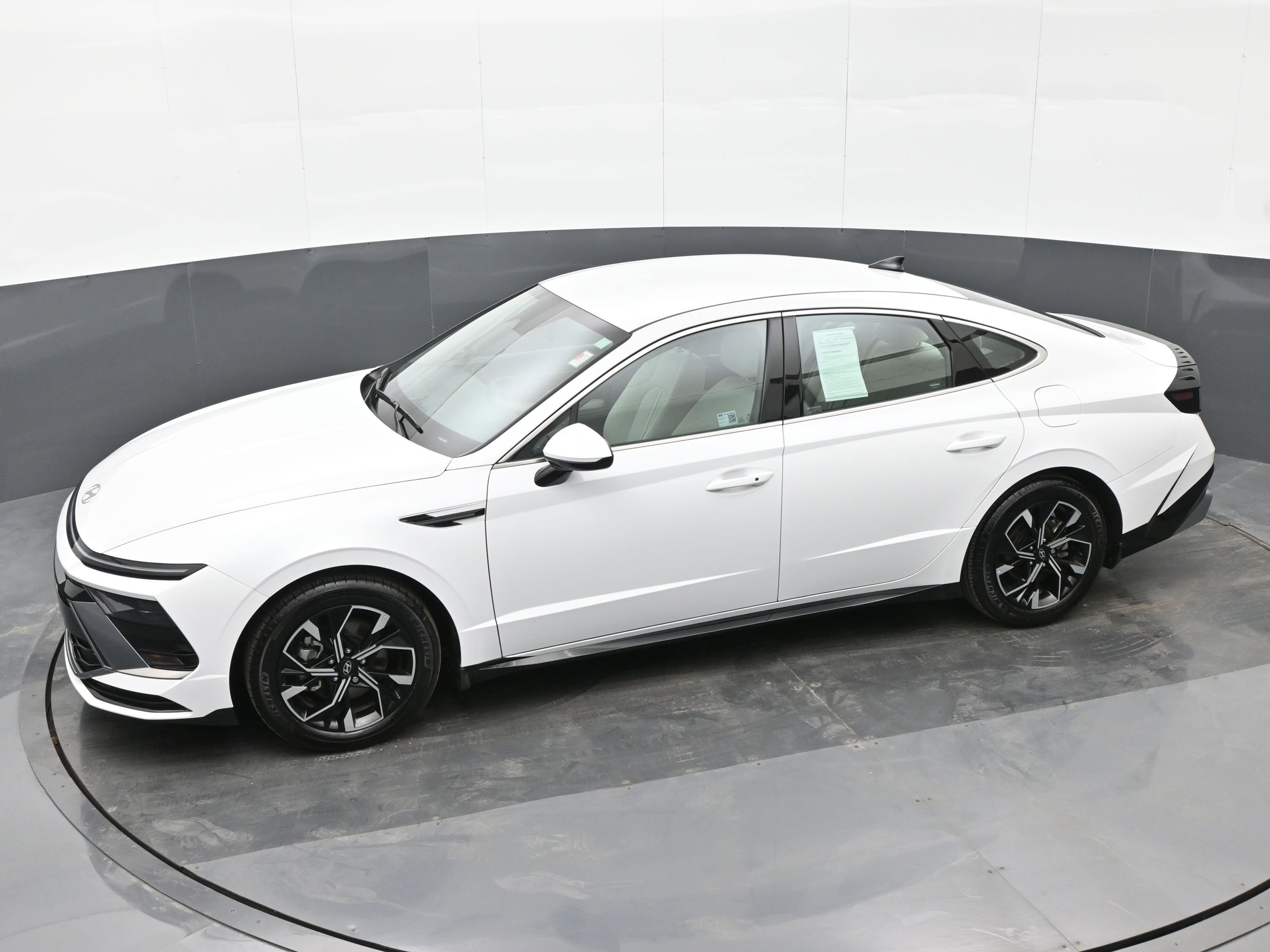 Certified 2025 Hyundai Sonata SEL image 33