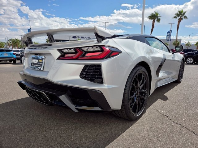 New 2027 Chevrolet Corvette Stingray Convertible w/ Z51 Performance Package RWD image 4