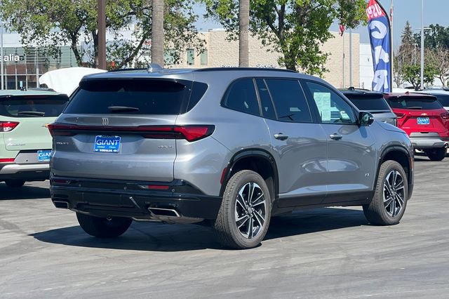 Used 2025 Buick Enclave Sport Touring image 4