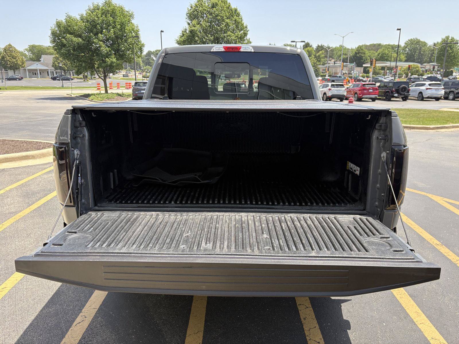 Used 2020 Ford F150 XLT w/ Equipment Group 302A Luxury AWD/4WD image 7