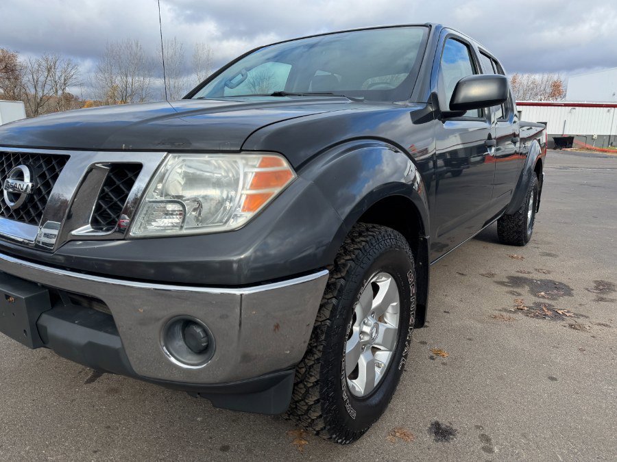 Used 2012 Nissan Frontier SV image 9