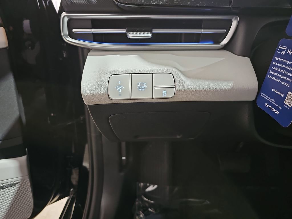 New 2026 Hyundai Elantra Limited image 27