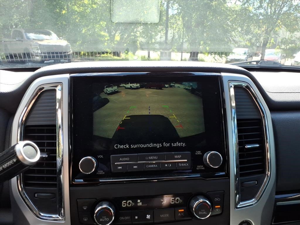Used 2021 Nissan Titan SV w/ SV Convenience Package image 17