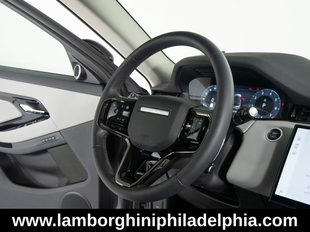 Used 2025 Land Rover Range Rover Evoque S AWD/4WD image 28