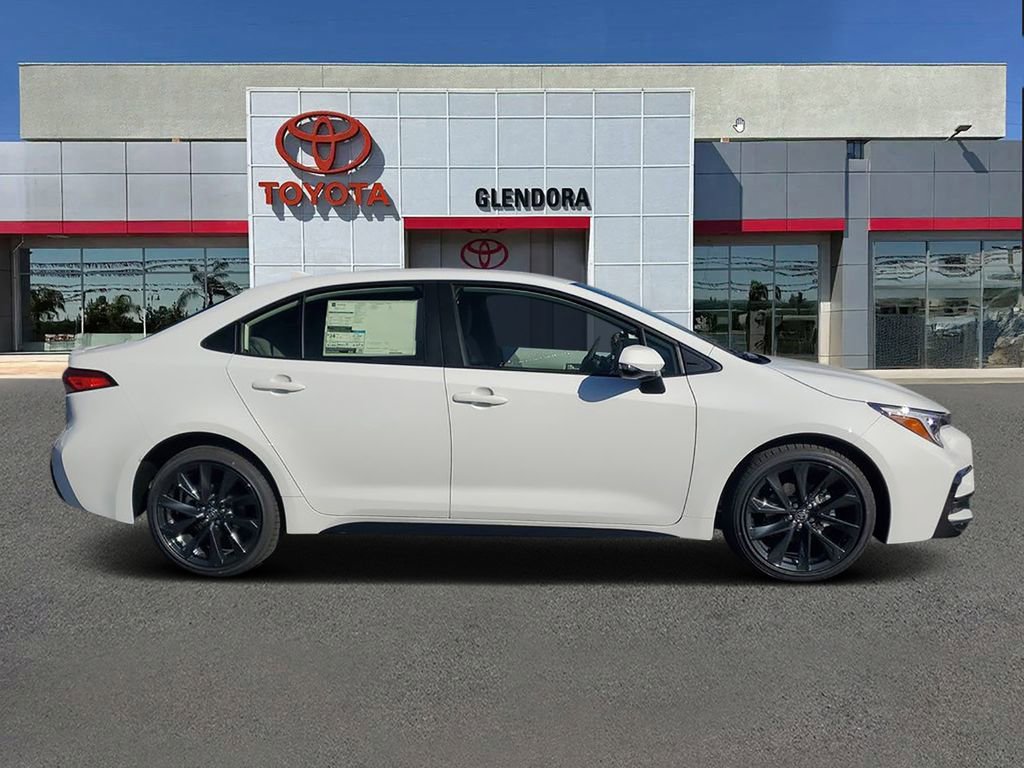 New 2026 Toyota Corolla SE image 2
